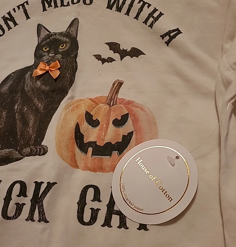 HOUSE of COTTON NWT Don't Mess With a Black Cat Graphic Tee - White